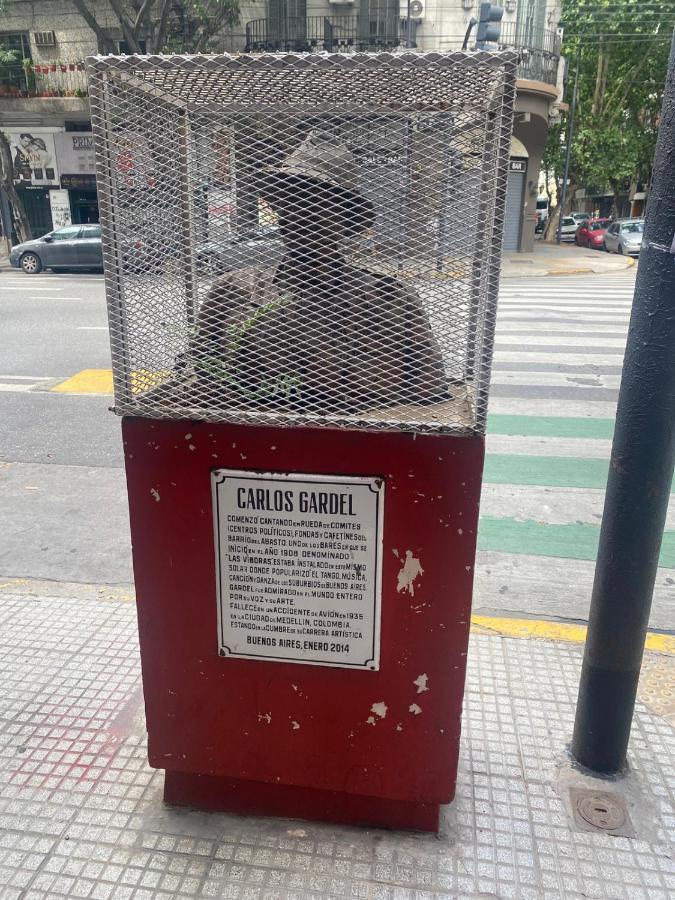 Avenida Corrientes Y Billinghurst A Metros De Abasto Shopping Буэнос-Айрес Экстерьер фото
